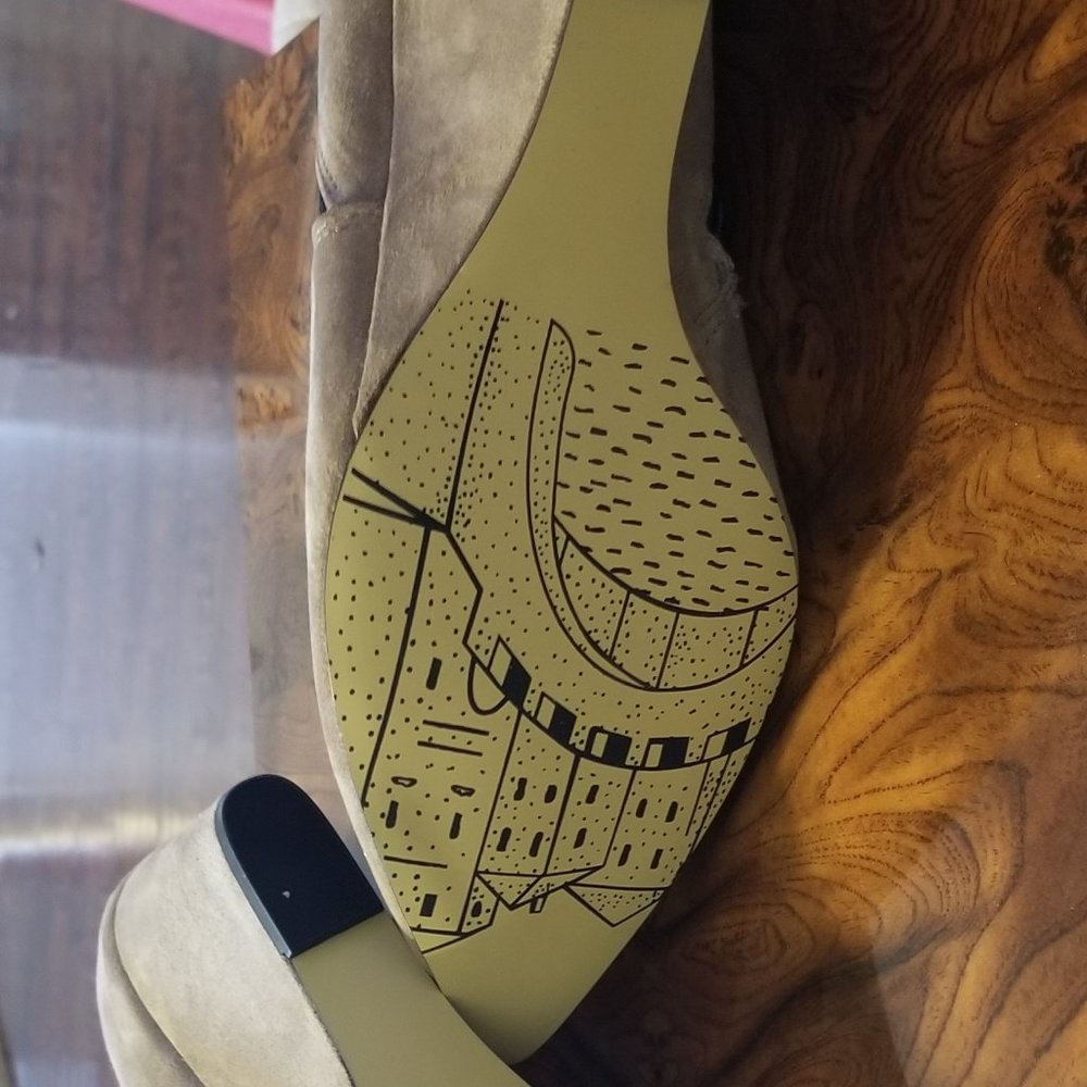 Shoe - Picture 5 of 6